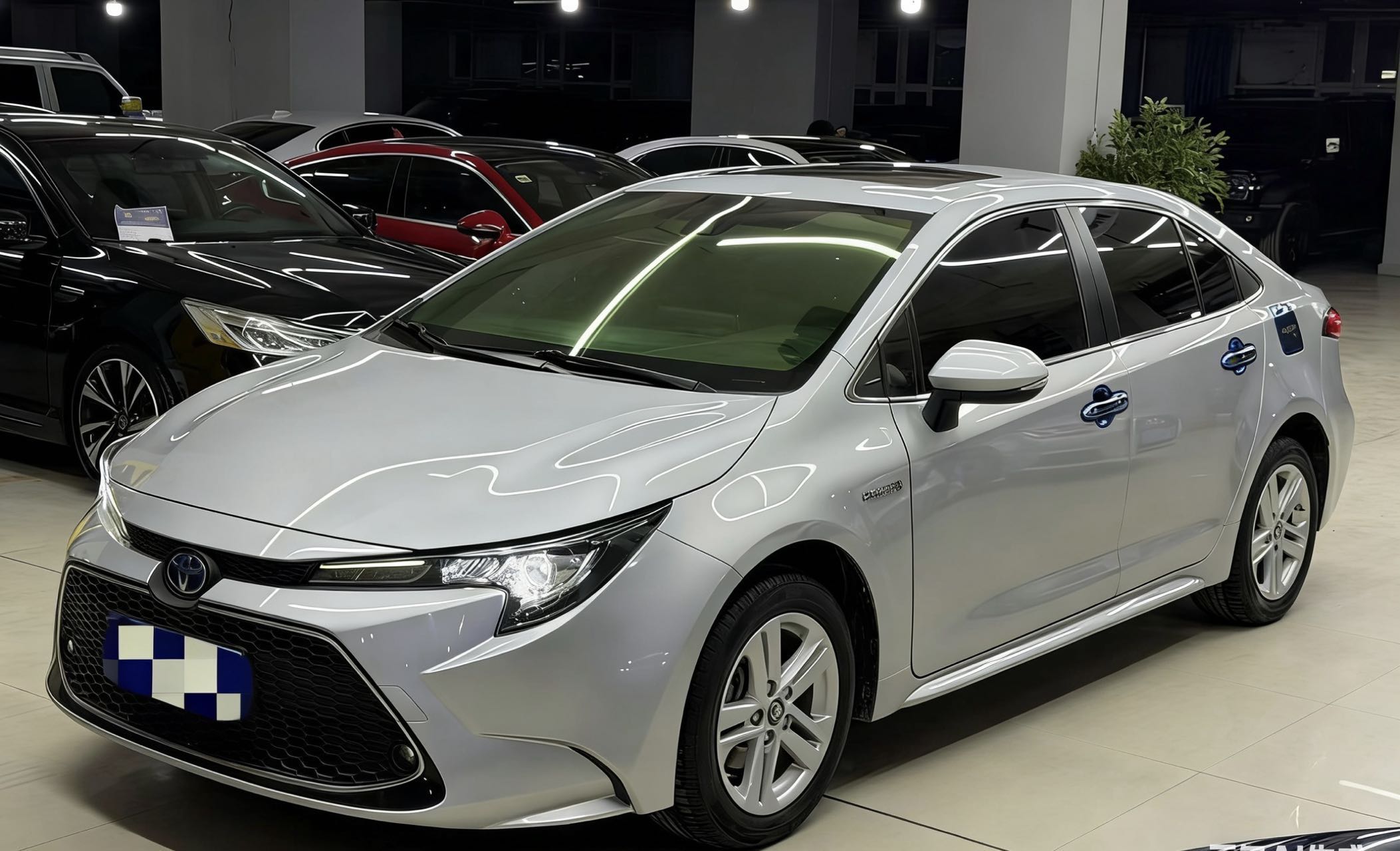 2020يىلنىڭ تويوتا لىۋىن توكماي ماشىنا بەك پاكىز